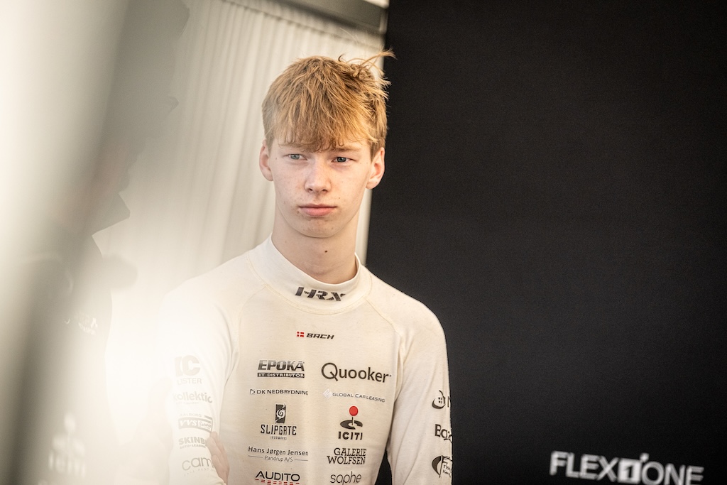 Nu gælder det: Sebastian Bach kæmper for mesterskabet på Jyllandsringen. 
(Foto: Grippo)